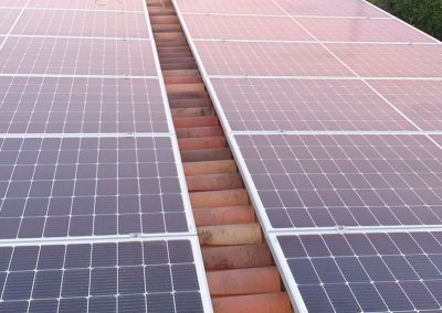 Instalación fotovoltaica de 15kwp y 30kw almacenamiento en Zamanes (Pontevedra)