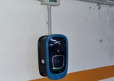 Instalación de puntos de recarga en parking público masso en Bueu Pontevedra con gestión de cobro