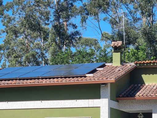 Instalación solar fotovoltaica de 4,8kwp e inversor 4kw híbrido en Mondariz (Pontevedra)